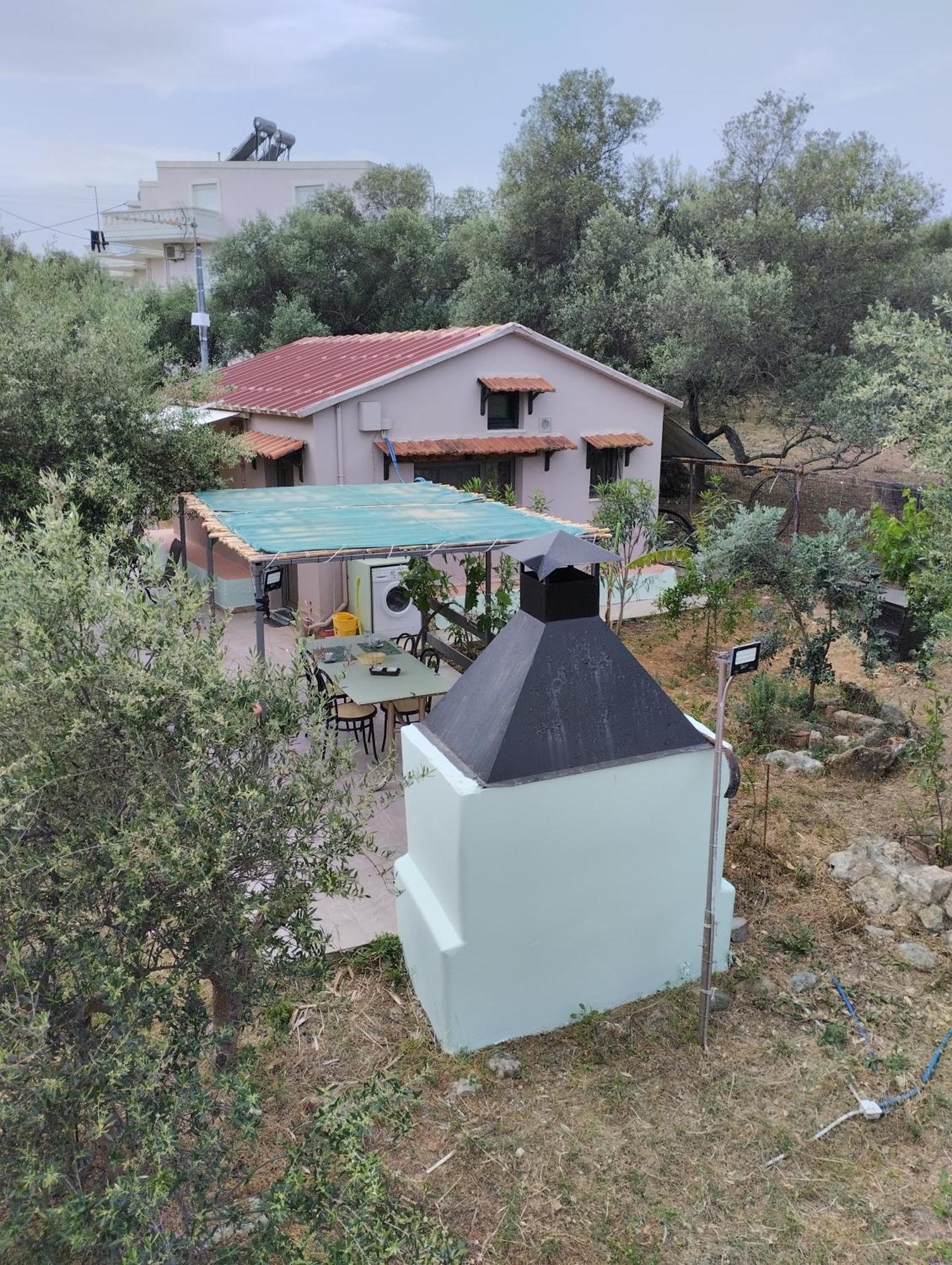 Olea Cottage Galatas  Ngoại thất bức ảnh